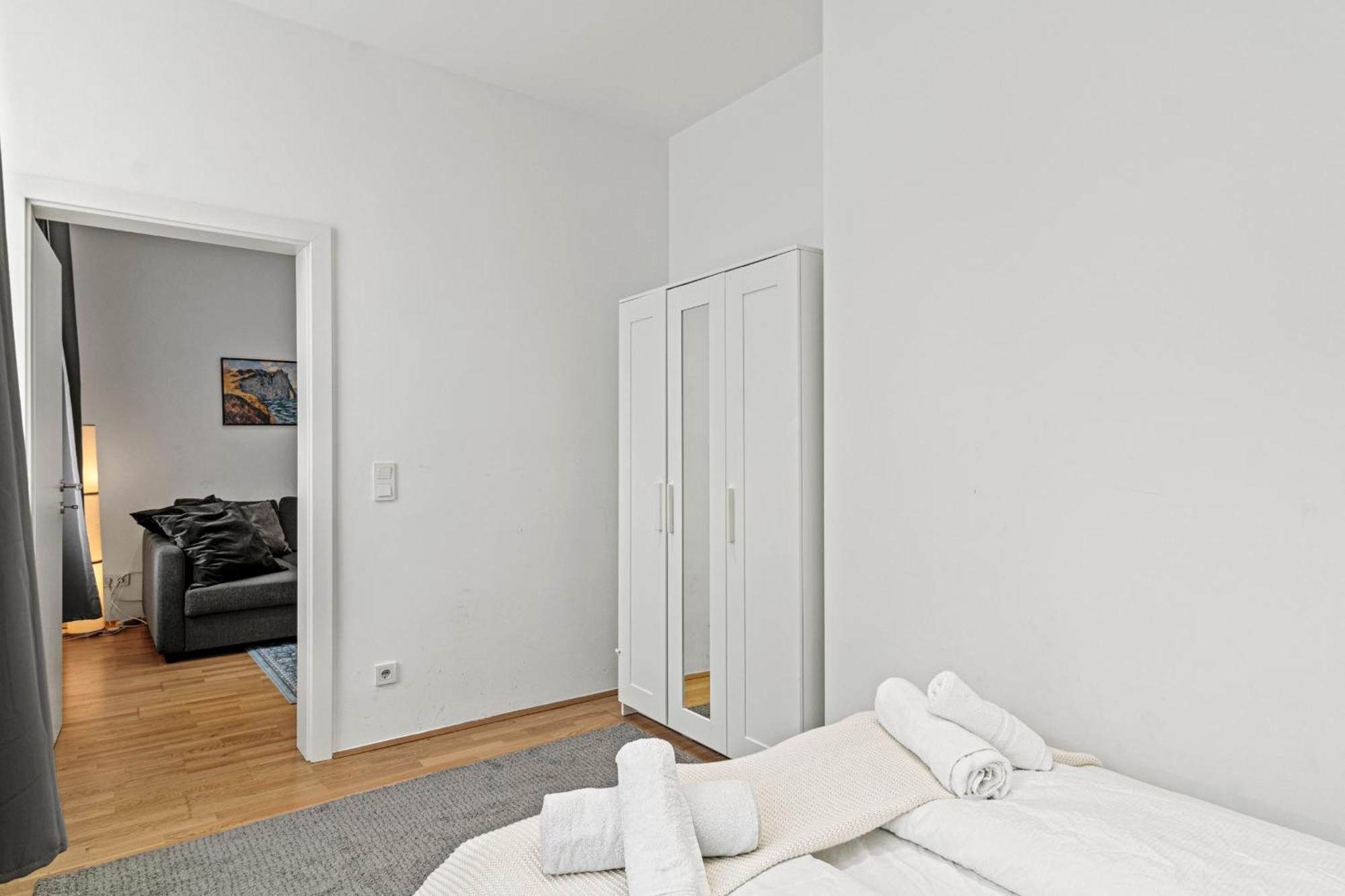 Cozy Near Center Apartment